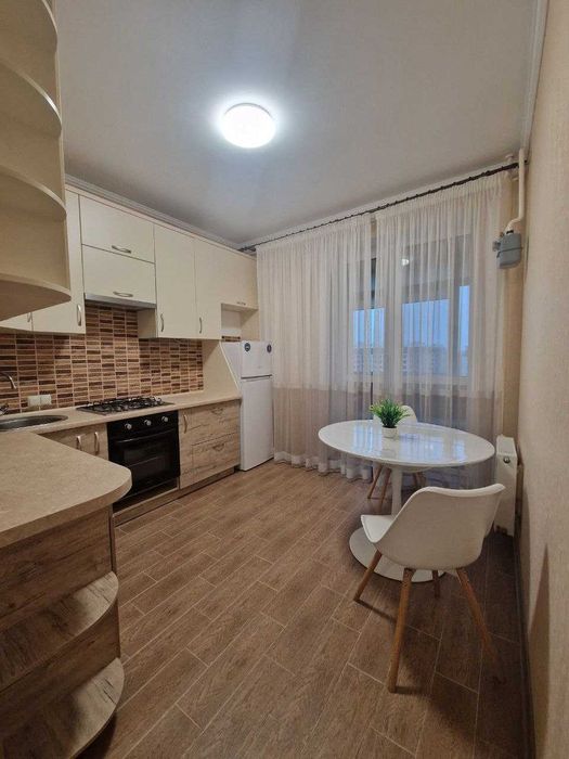 Укомплектована 1 кімн., квартира, пр.Перемоги 119а