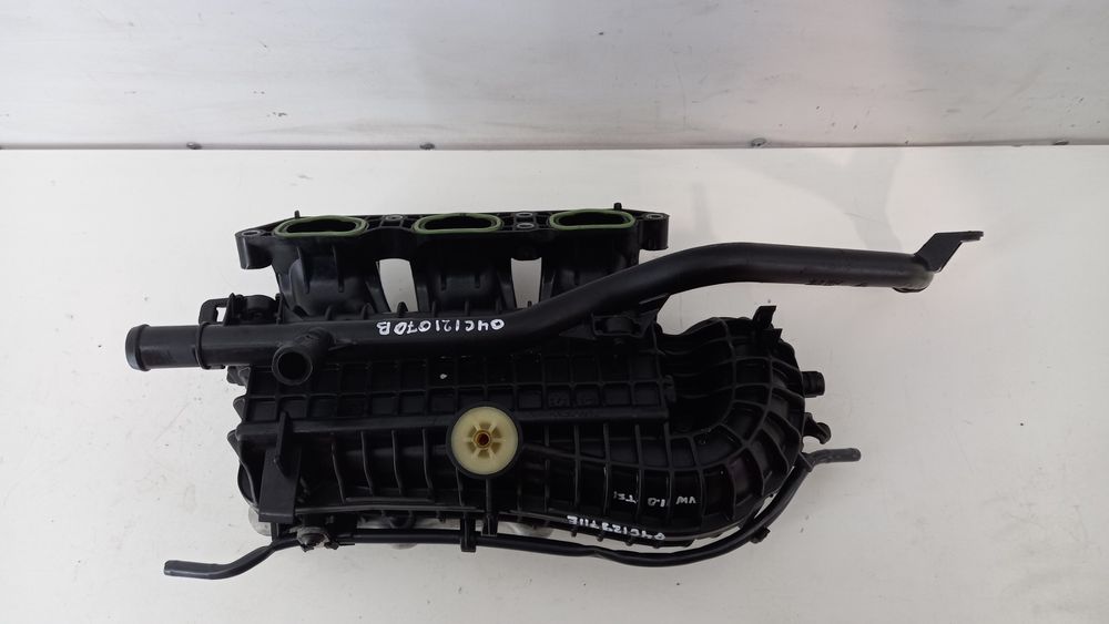 Коллектор Volkswagen Golf 7 1.0 TSI 2017 04C129711E