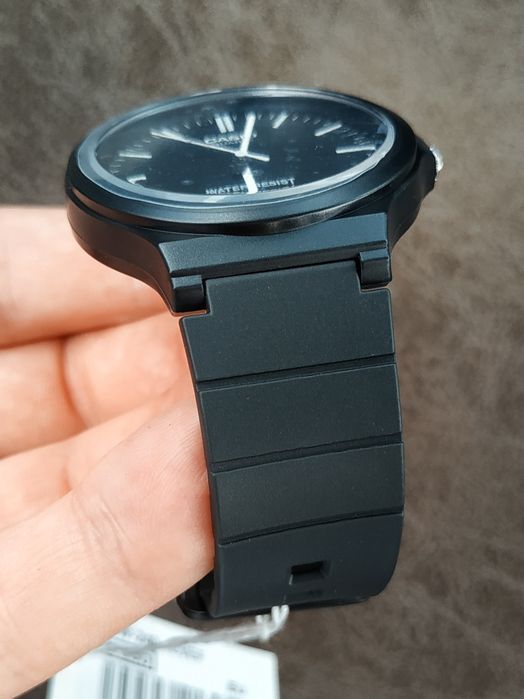 Годинник чоловічий Casio MW-240-1EVEF Оригинал Гарантия Часы мужские