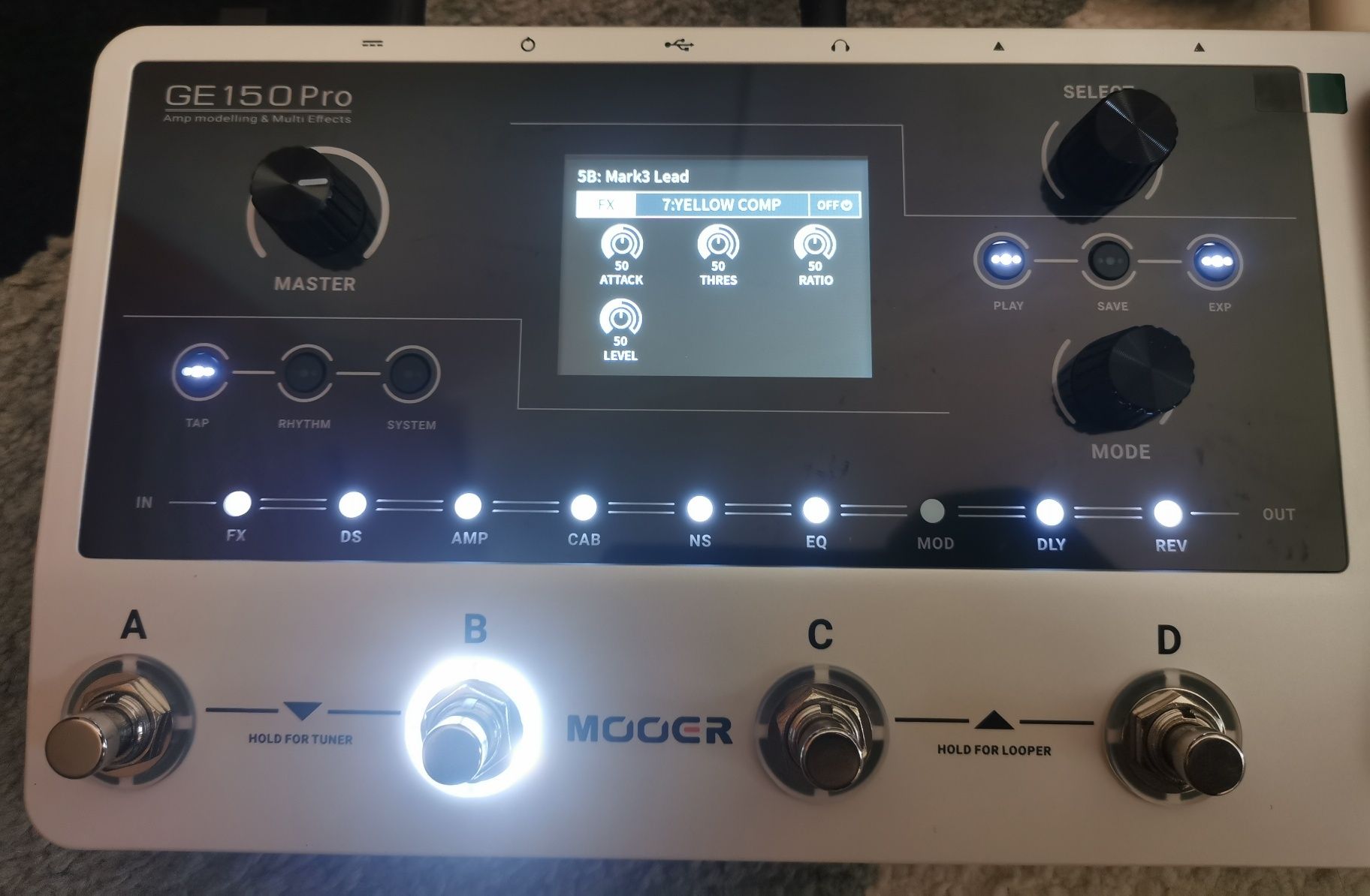 Гітарний процессор/педалборд Mooer GE-150 Pro