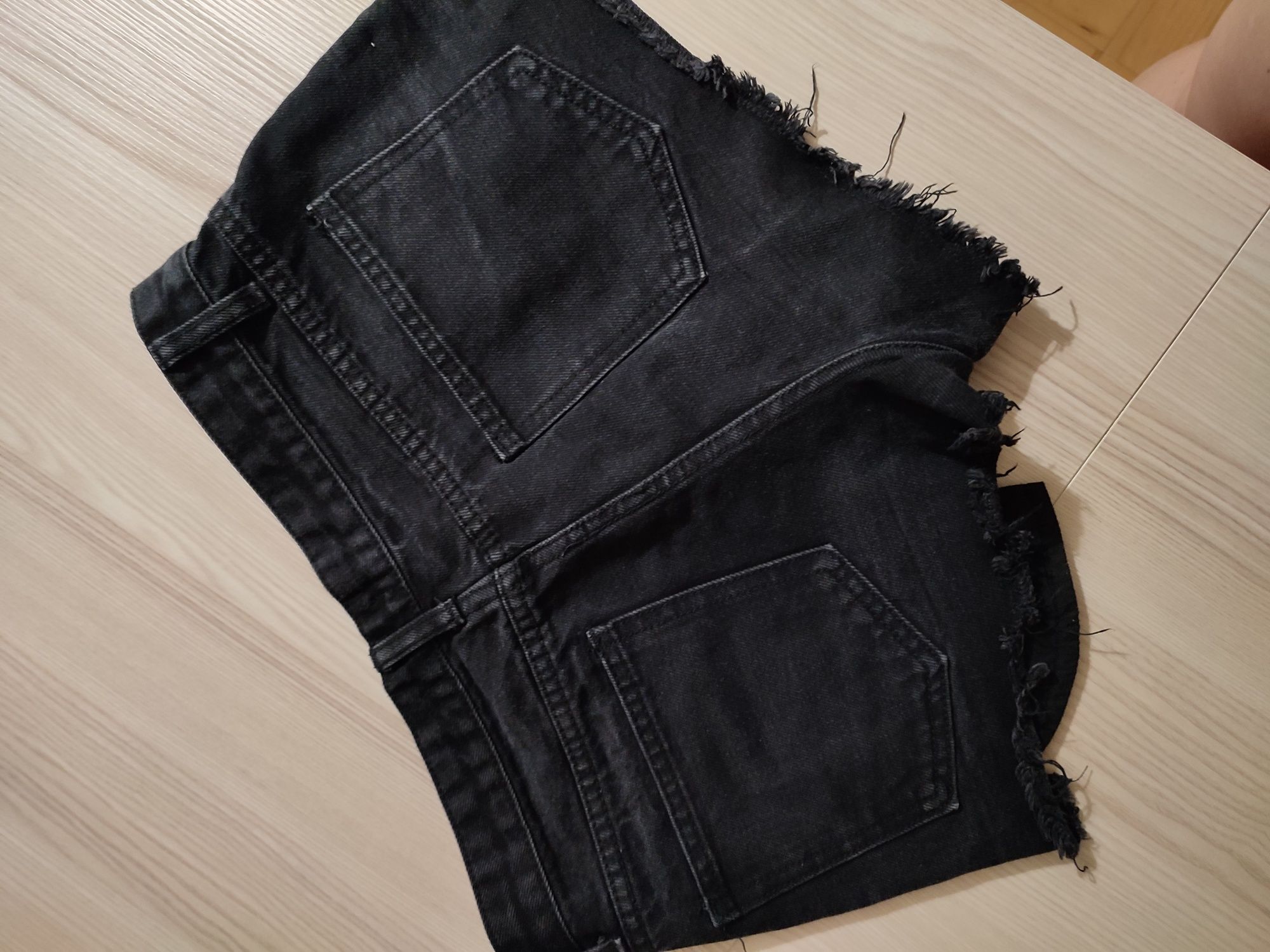Spodenki jeansowe