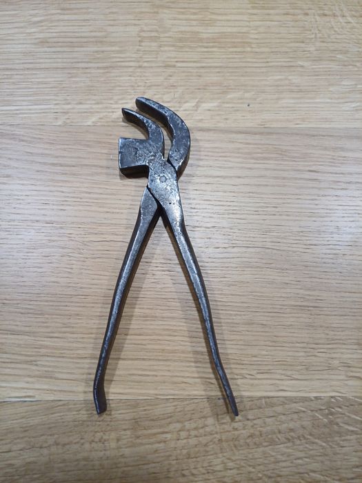 Stare szczypce szewskie do butów nr 7