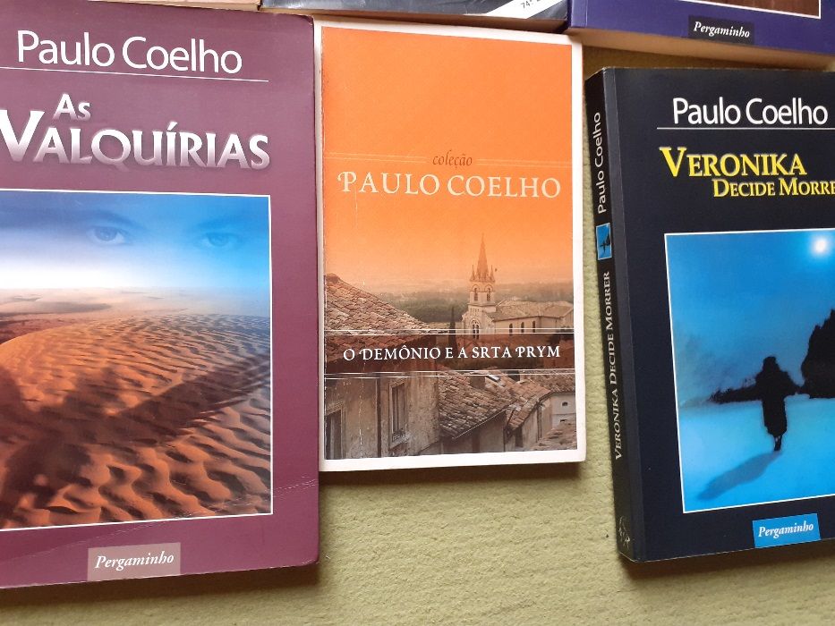 Sete livros Paulo Coelho como novos