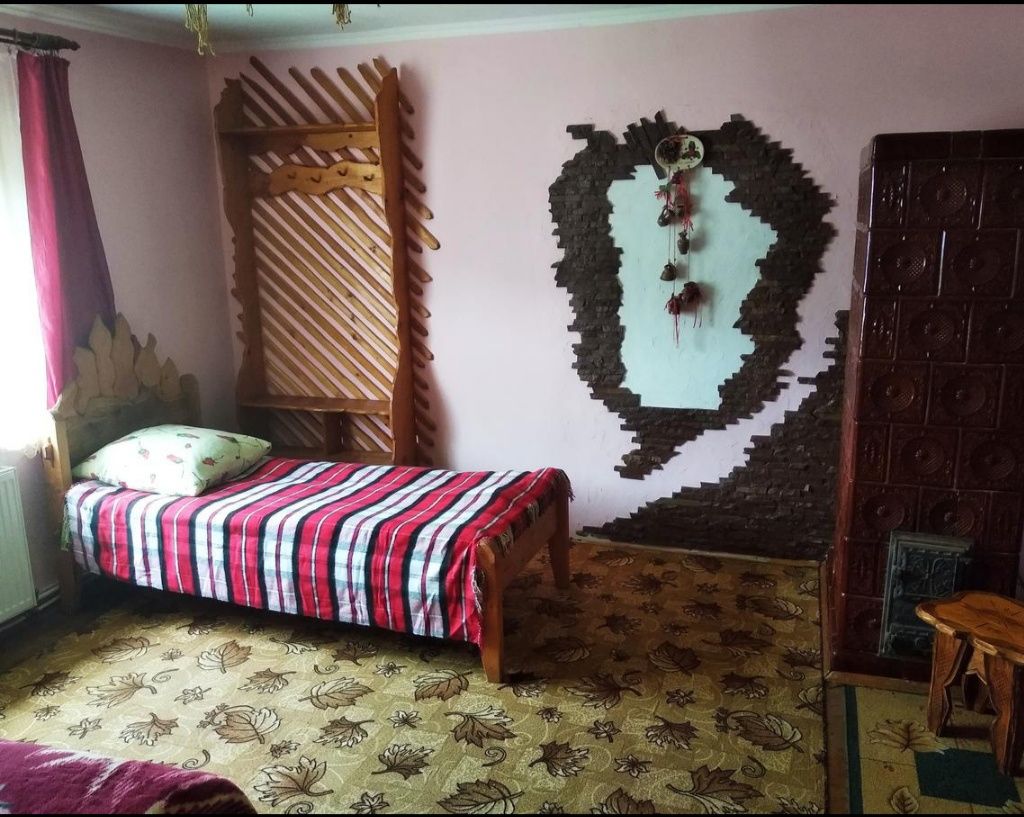 Відпочинок в Славську "Різьбярська садиба"Карпати отдих житло з басейн