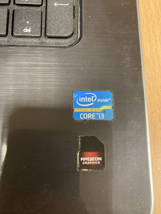 Ноутбук HP Pavilion 17-e183sr - большой экран, SSD, 8 RAM, i3