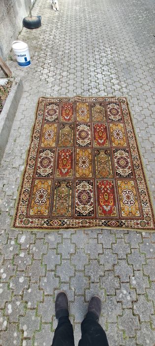 Carpete antiga clássica