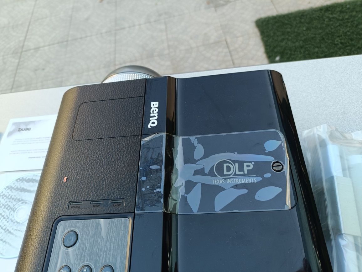 Projetor benq com comando