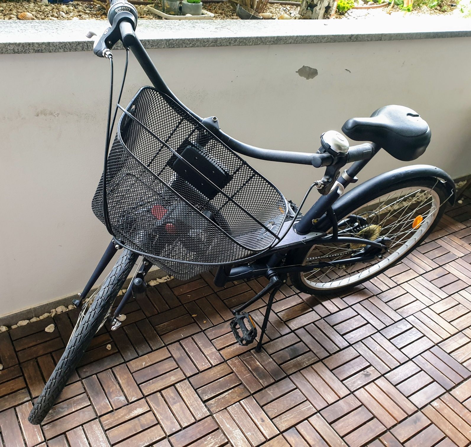 Bicicleta elops senhora cidade