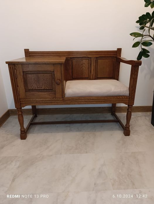 Szafka,  siedzisko drewniane