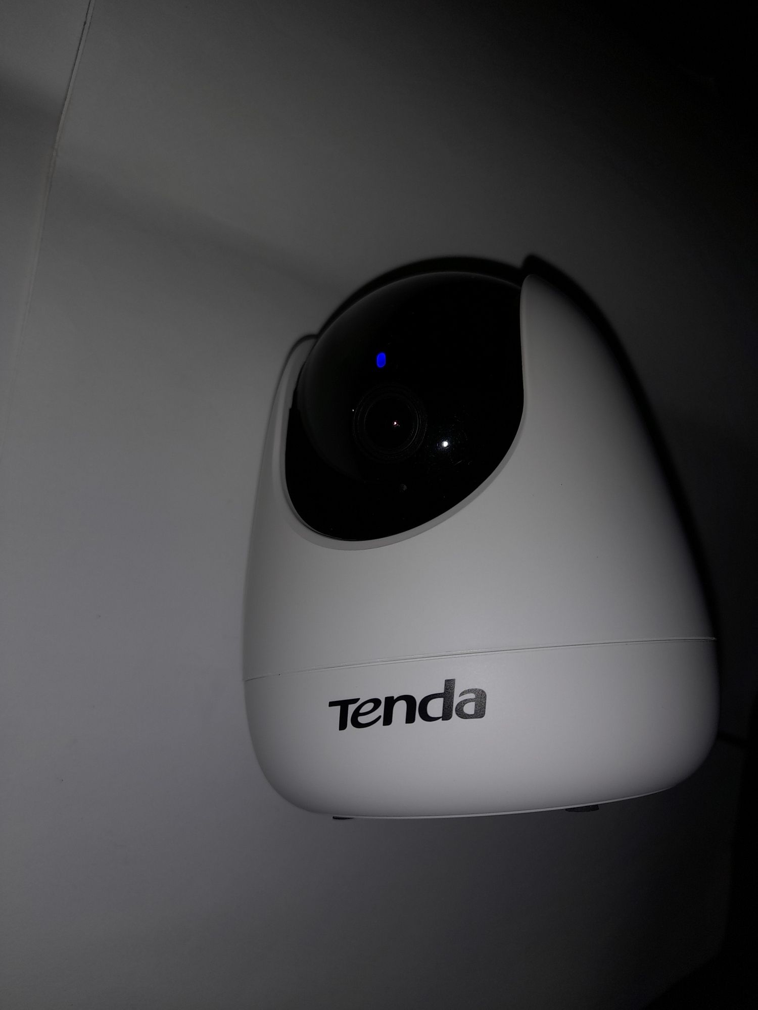 Tenda CP3 1080HD IP камера відеоспостереження