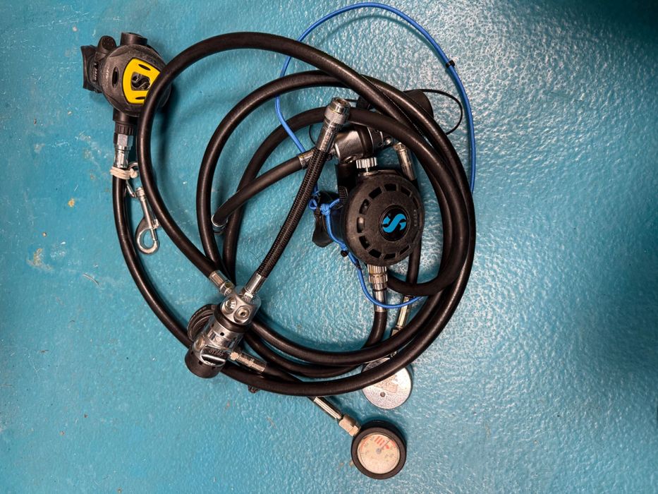 Zestaw automatów oddechowych do Sidemount - Scubapro MK + R395 + G250