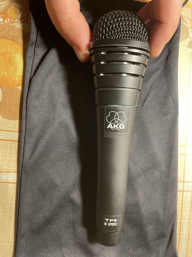 Вокальний мікрофон AKG TPS D3700 (під відновлення)