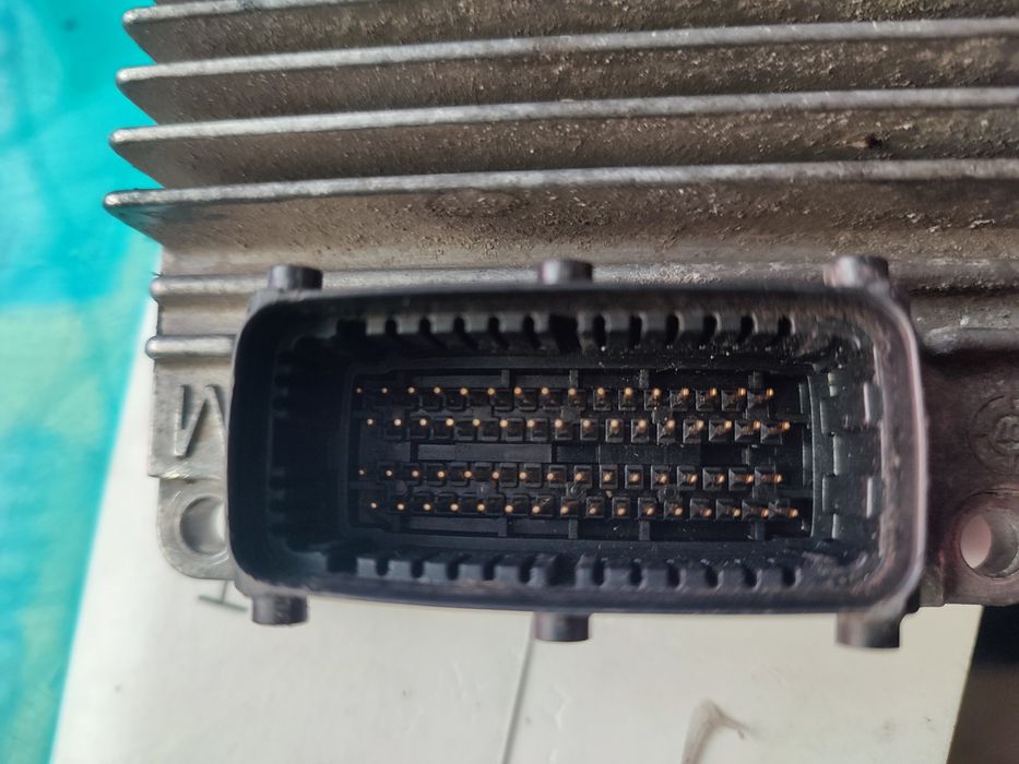 Ебу 28019048 Опель z16 yng під відновлення