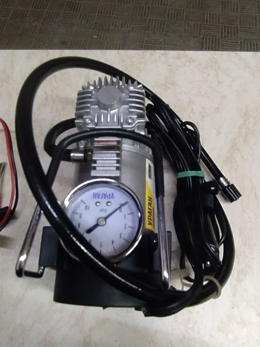 Компрессор автомобильный. Новый.