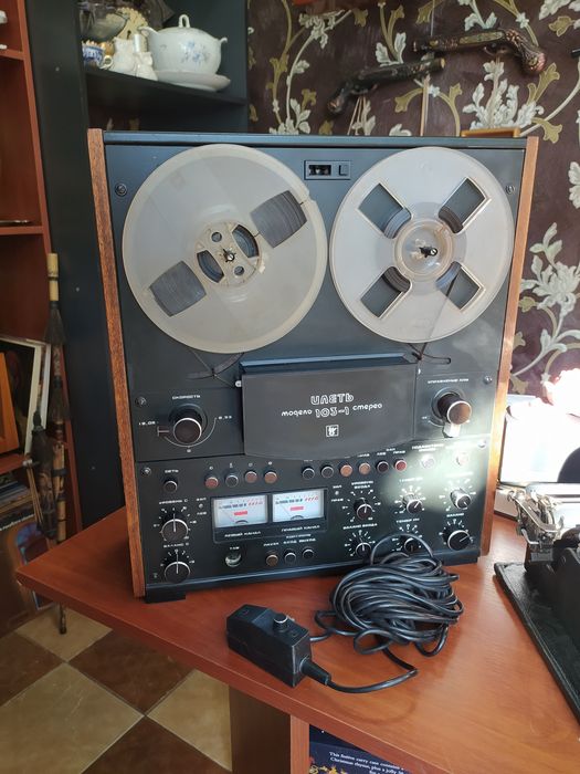 Катушечный магнитофон Илеть 103-1 С с пультом Ретро стерео