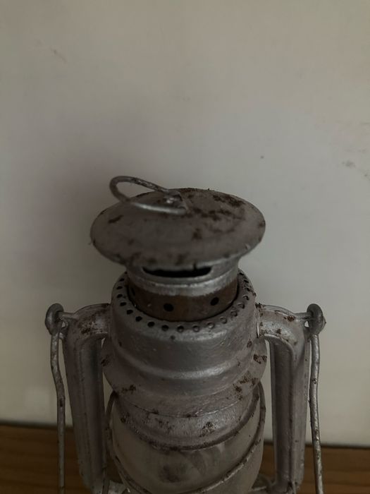 Candeeia a petróleo antiga