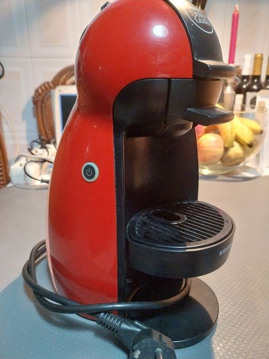 Maquina cafe capsulas dolce gusto impecavel