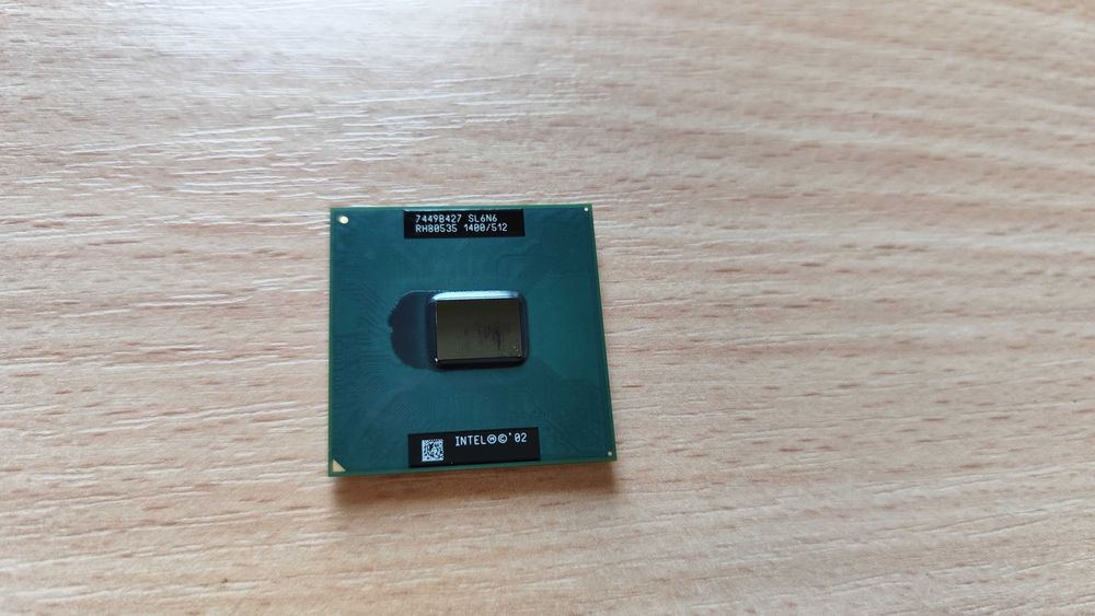 Intel Celeron M 330 1,40ГГц (SL6N6) (RH80535)