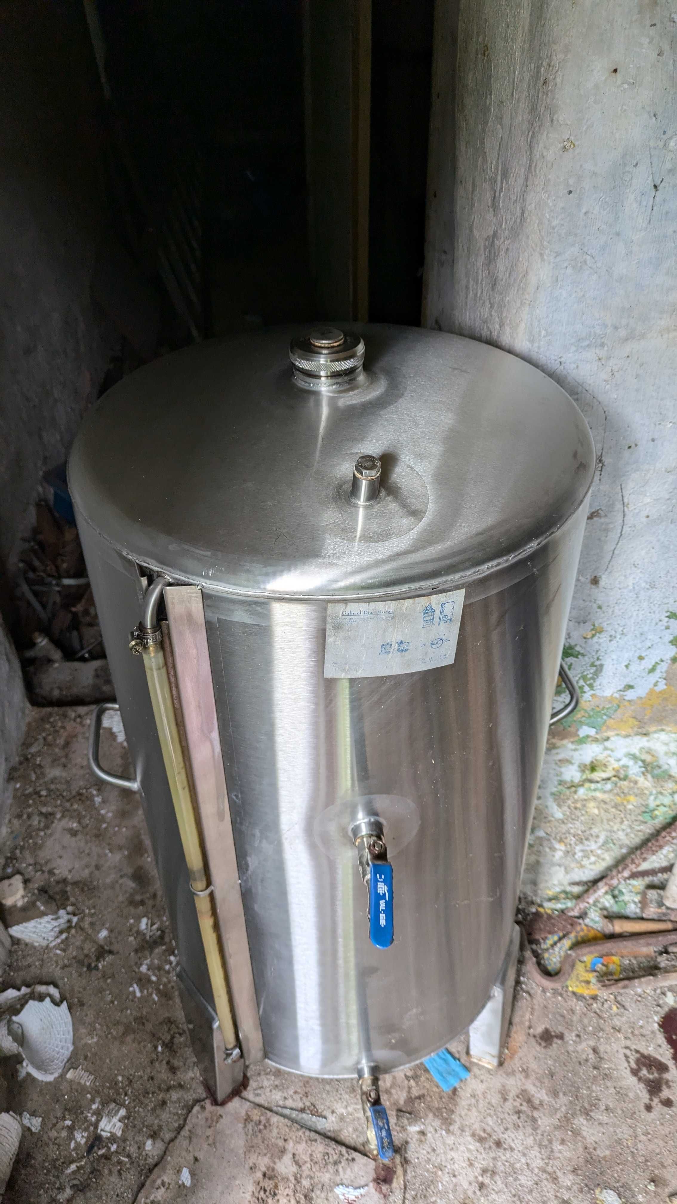 aquário de vidro + moto serra + cuba inox + cuba d plástico + lagar pl