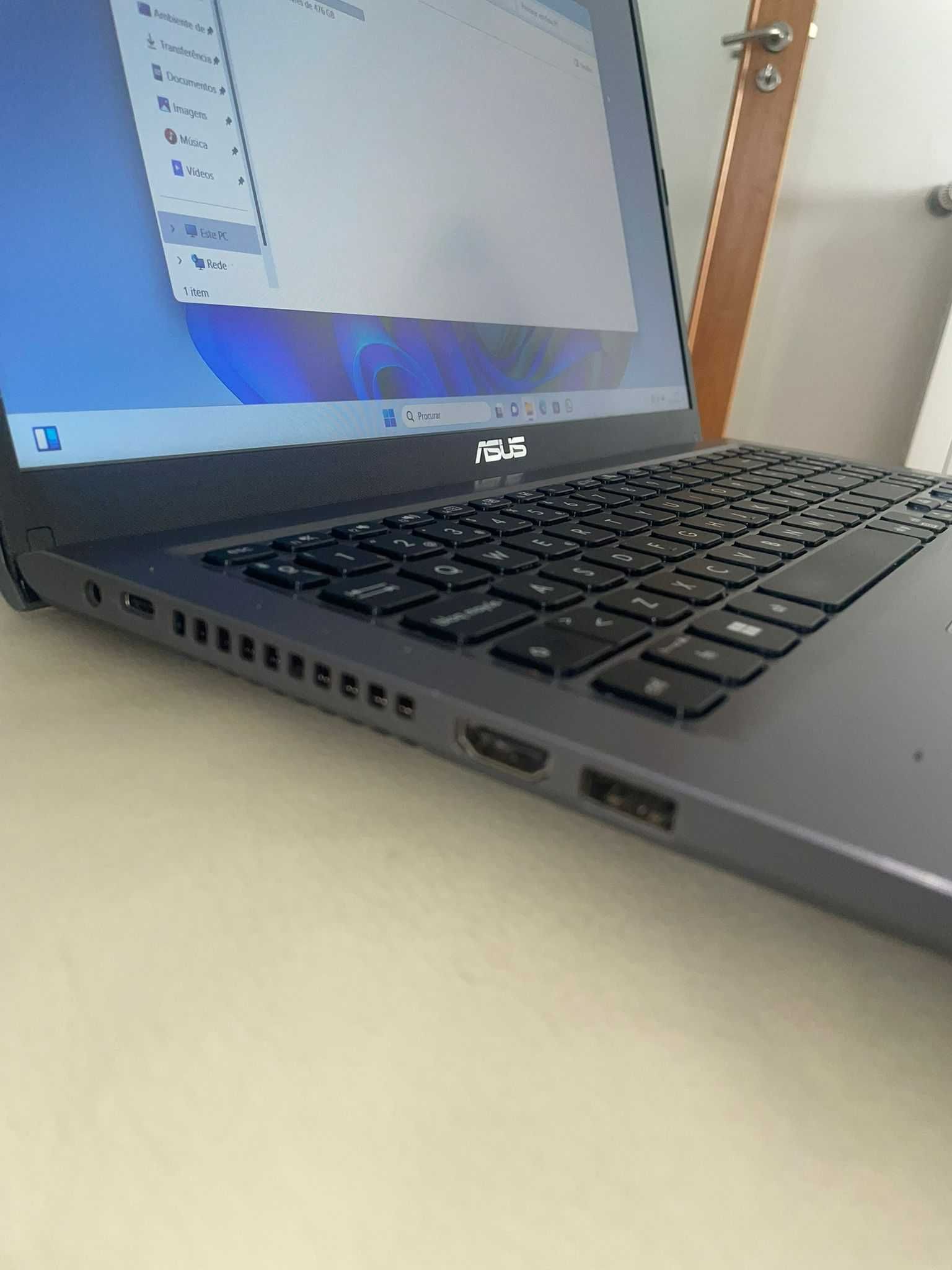 ASUS VivoBook 15 F515JA-EJ2882W Intel Core i7-1065G7/16GB/512SSD/15.6"