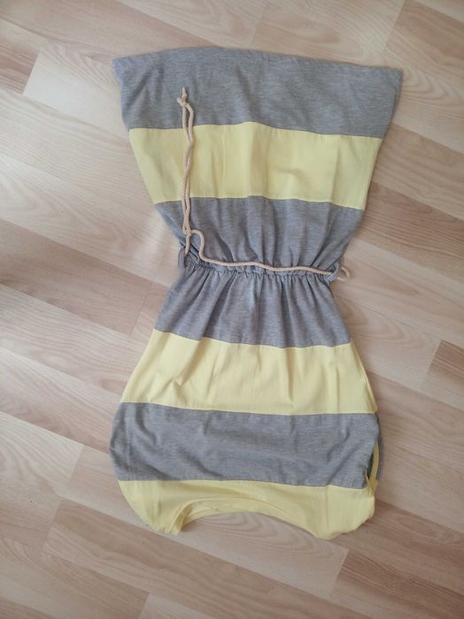 Sukienka żółta szara używana