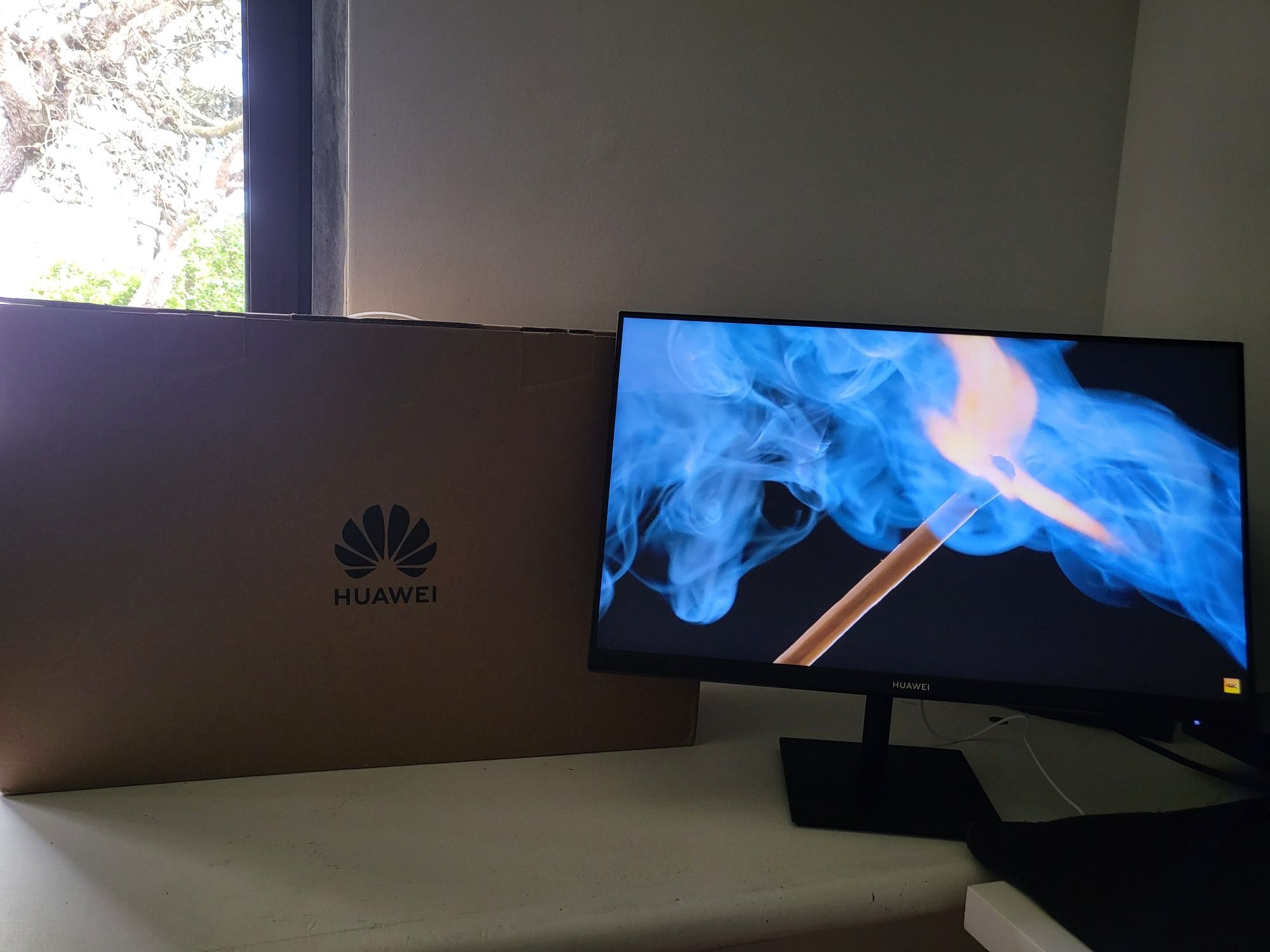 Monitor Huawei 24