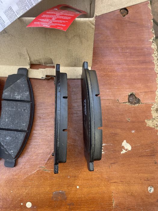 Тормозные колодки TRW