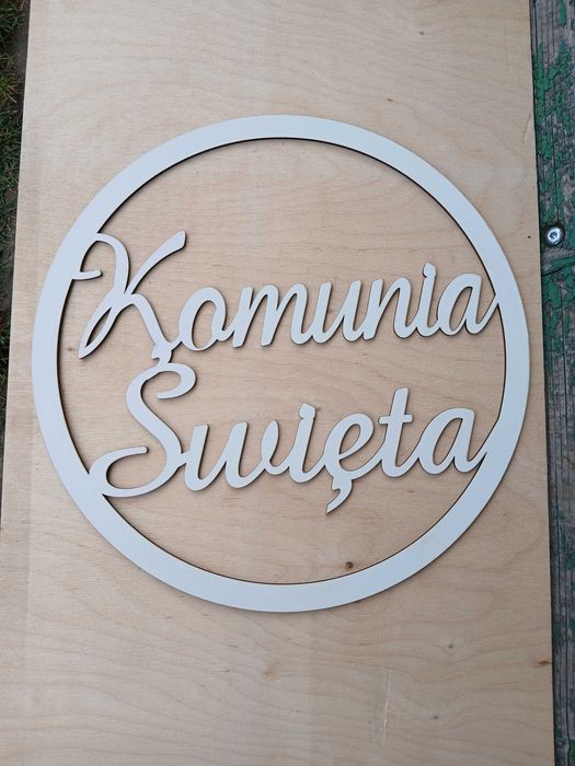 Komunia Święta, ozdoba