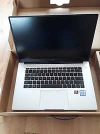 laptop huawei matebook d15 aluminiowy