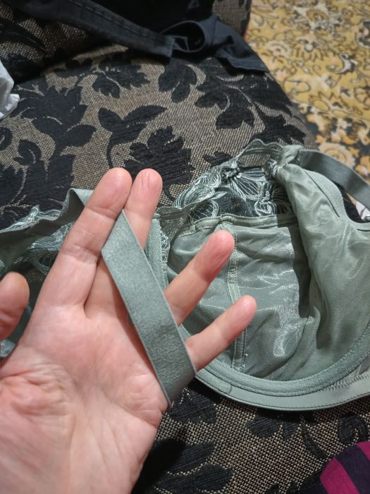 Бюст M&S, розмір 70 К