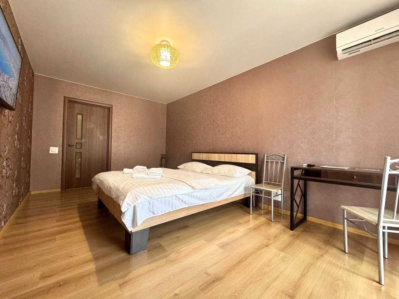 ApartPoltava Апартам.елітна НОВОБУДОВА панрамний вид,готельний ЧЕК