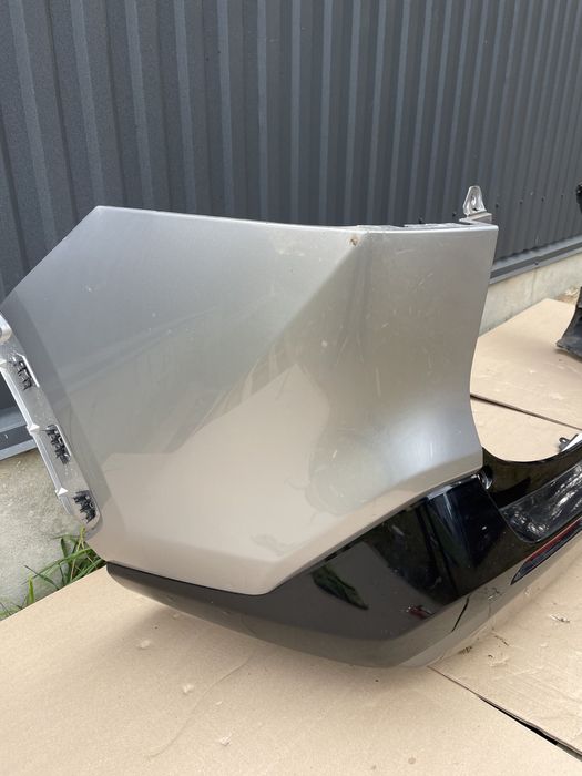 Бампер задний Toyota Rav4 hybrid 2019-22год всборе