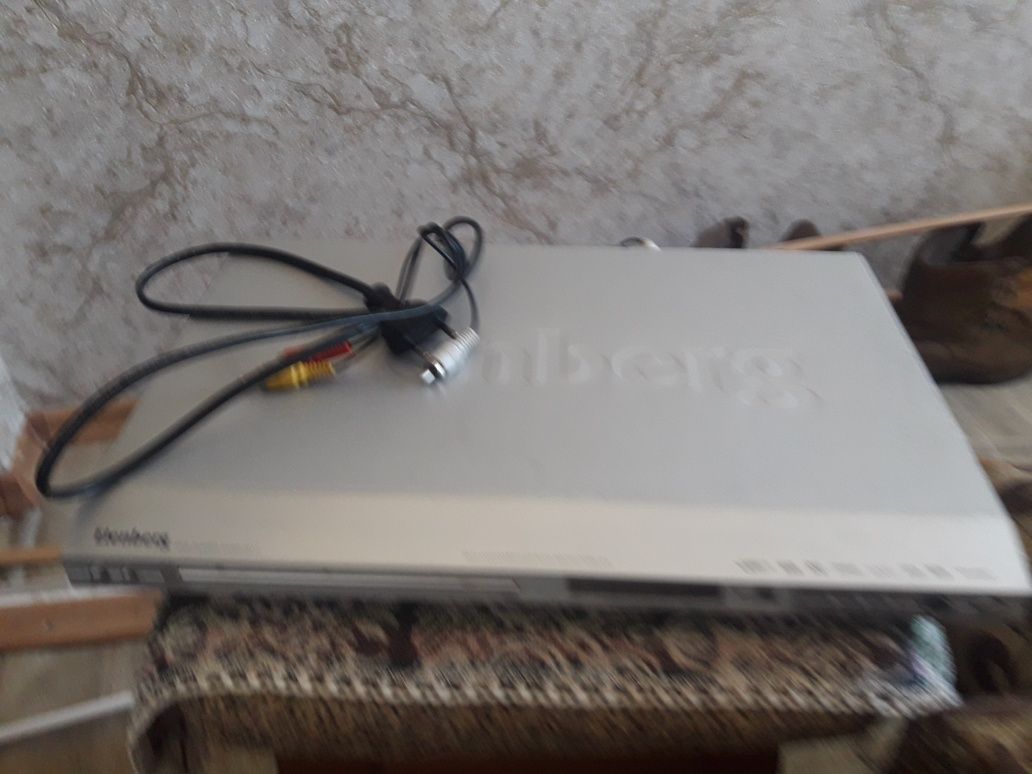 Двд. Elenberg DVD PLAYER