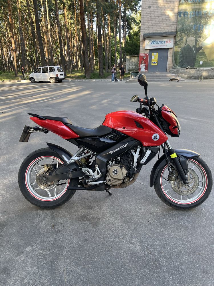 Bajaj pulsar ns 200
