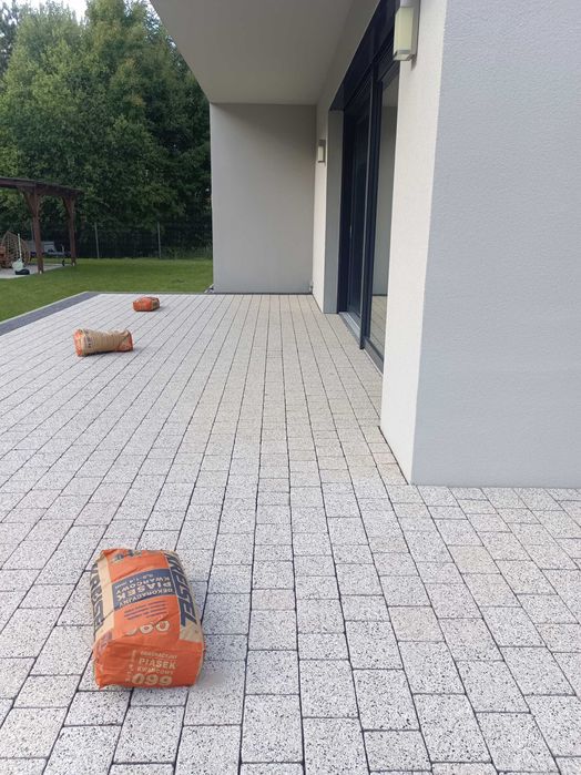 MYCIE - MALOWANIE -IMPREGNACJA dachów,elewacji i polbruku.