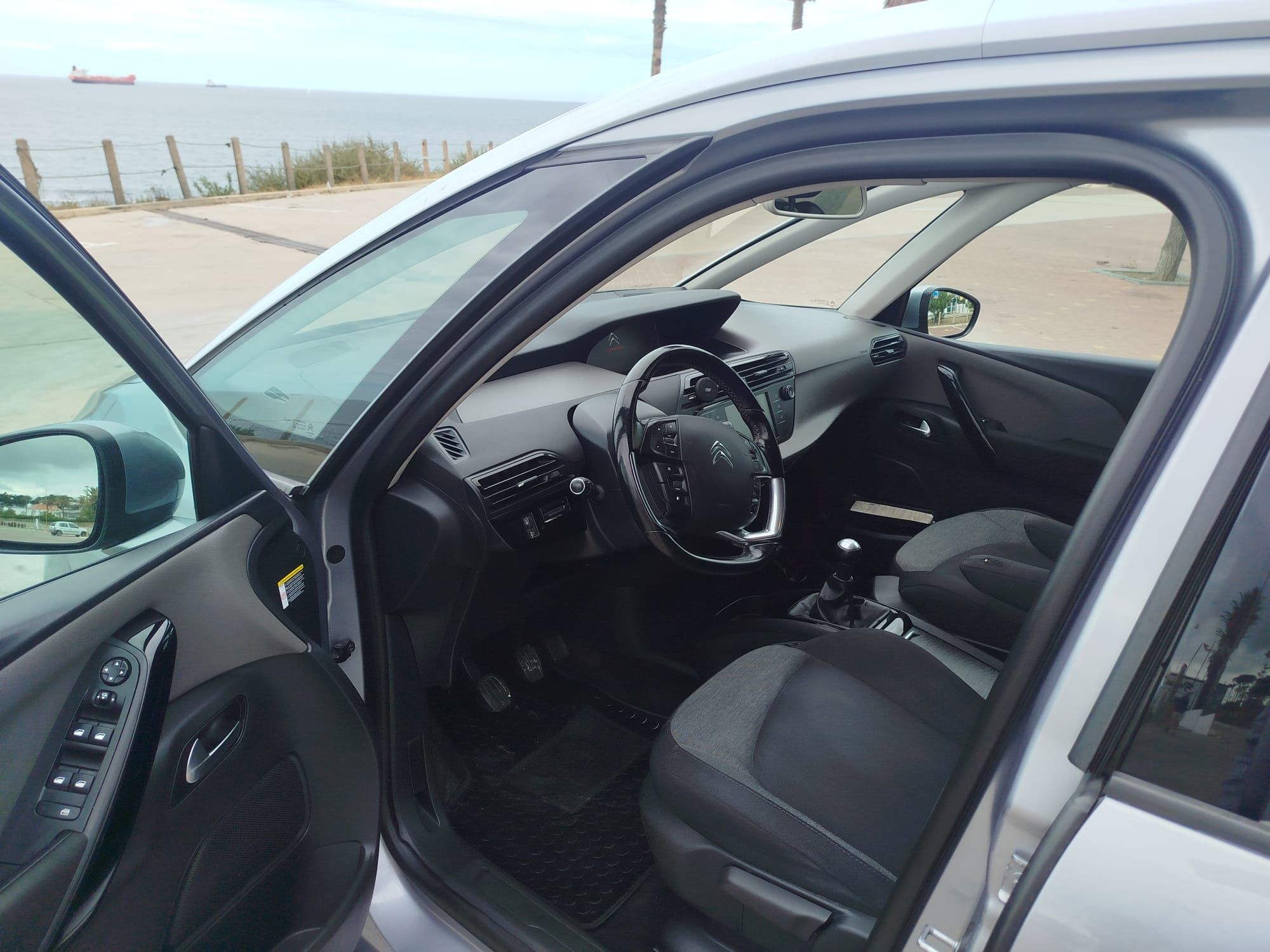 Citroen C4 grand Picasso de 2018 1.6 hdi (7 lugares )