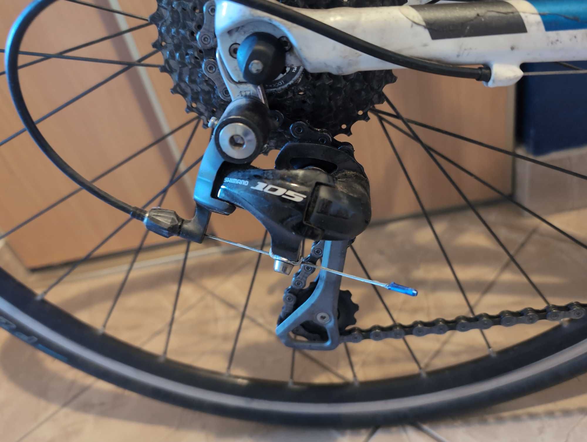 Trek Madone 2.1 – szosówka w dobrym stanie! + gratisy