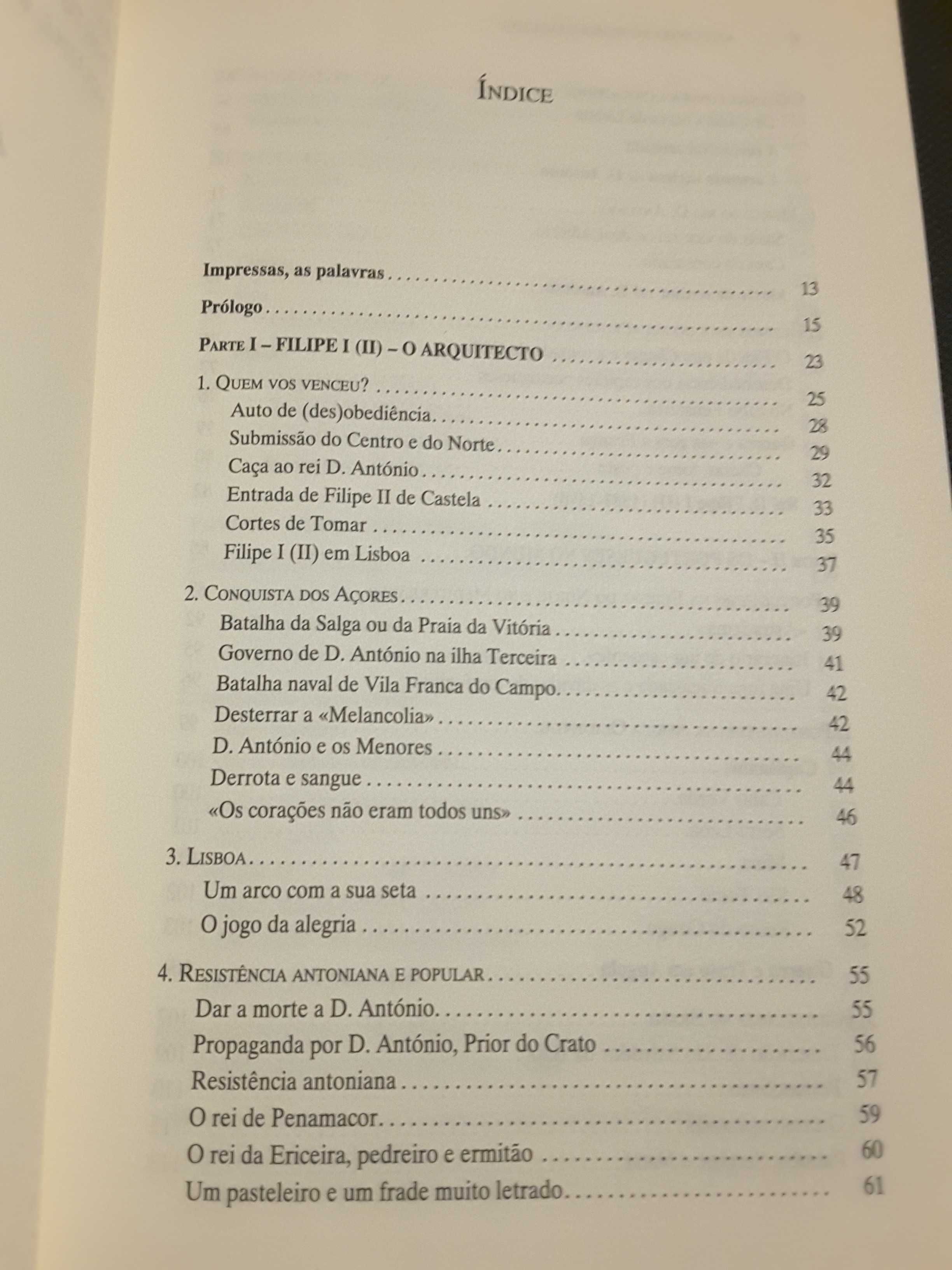 Borges Coelho: Os Filipes / A. Silbert: Do Portugal de Antigo Regime