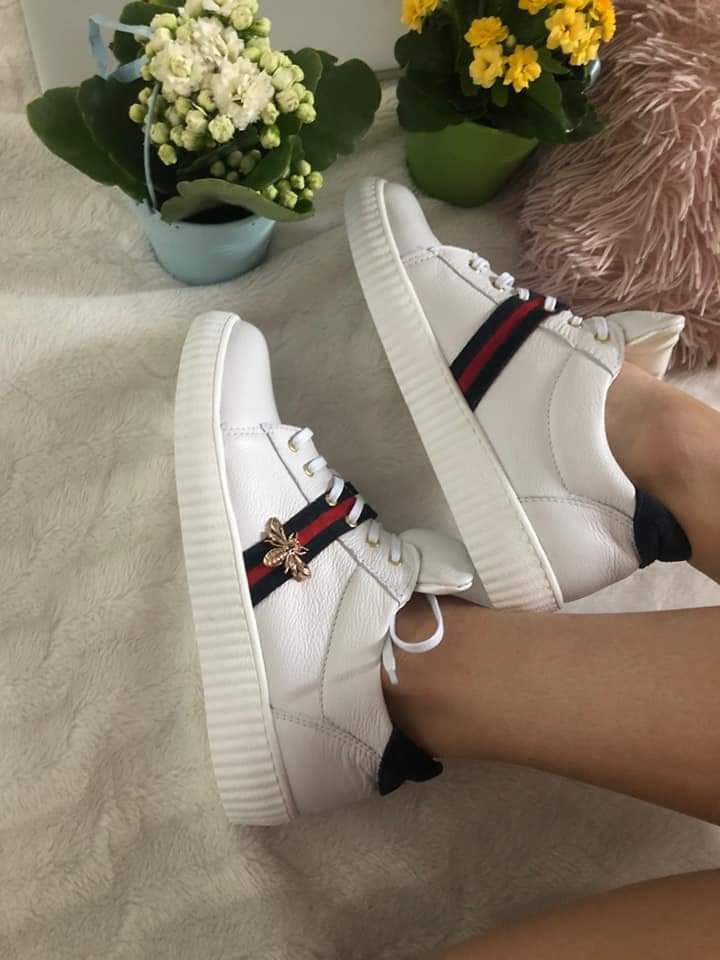 Eleganckie buty sneakersy sportowe złote białe skóra naturalna