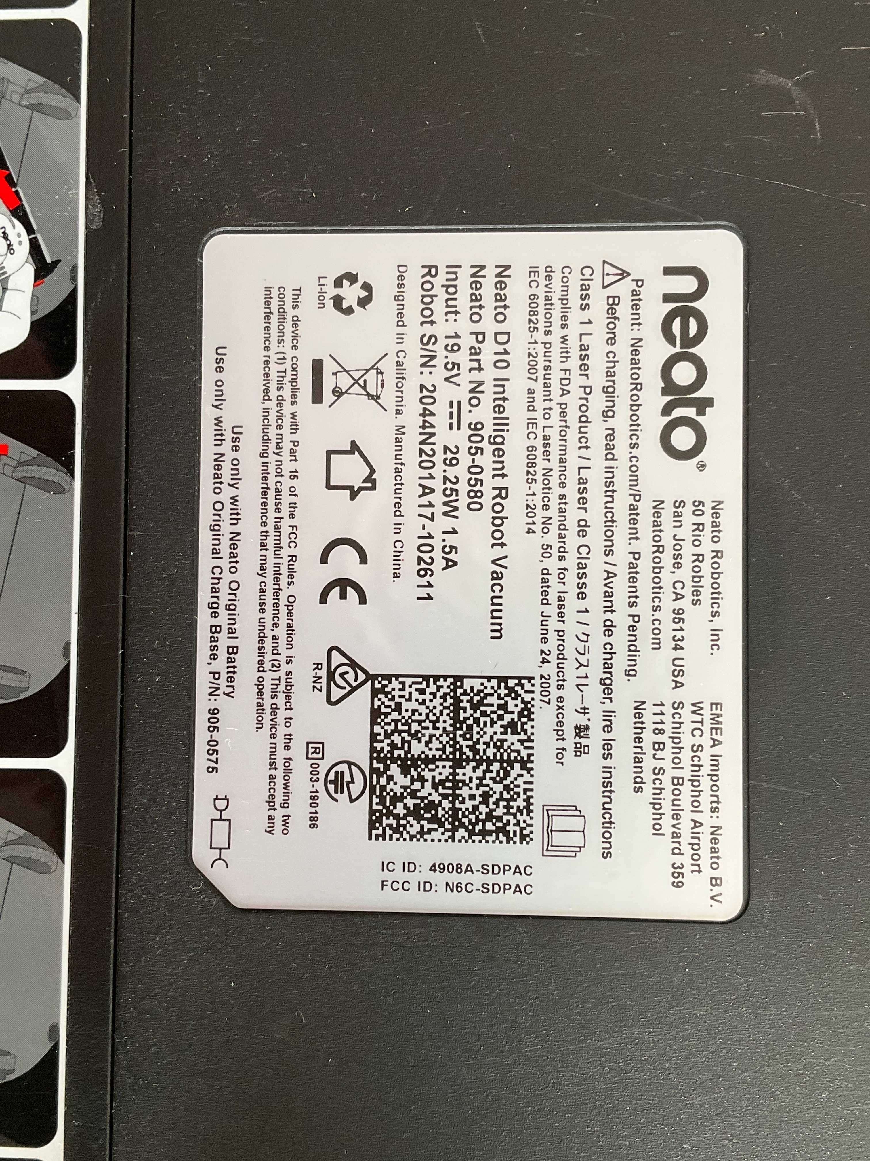 Sprawny robot sprzątający NEATO D10.