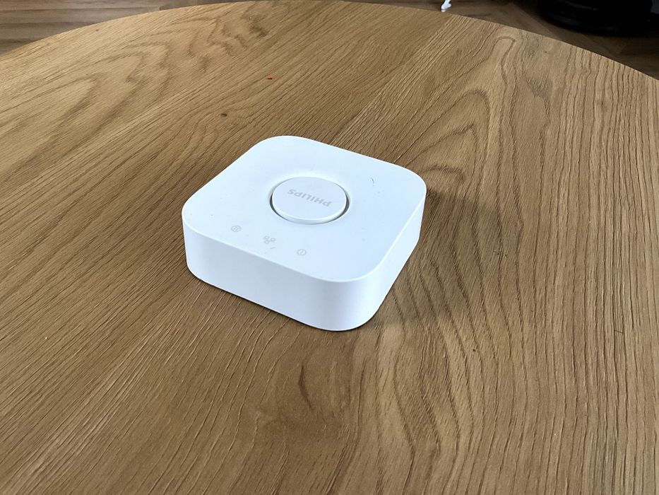 Centralka Philips Hue Mostek