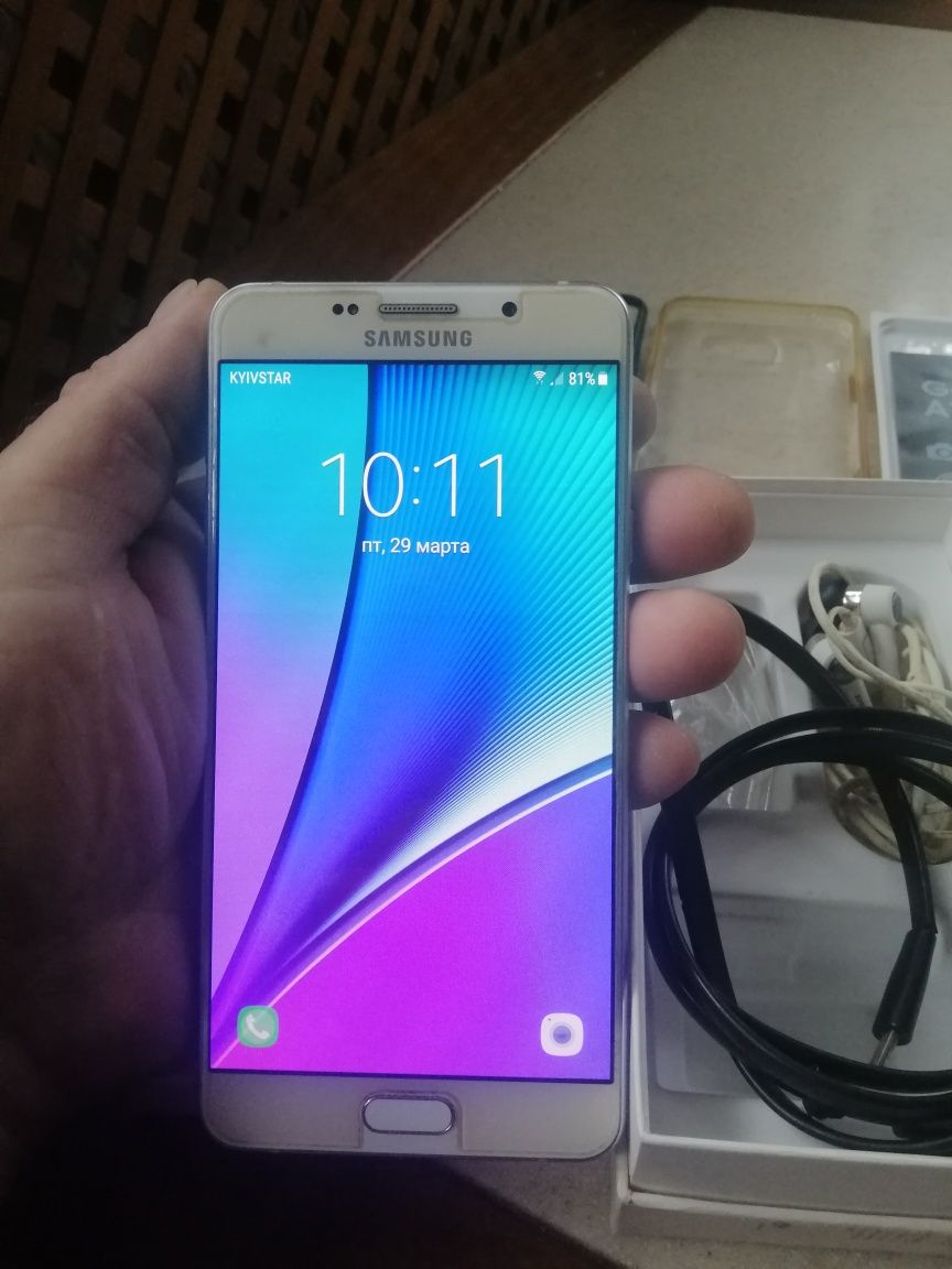 SAMSUNG A7 как новый