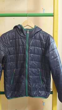 Фирменные куртки,,Benetton",для мальчика 140
