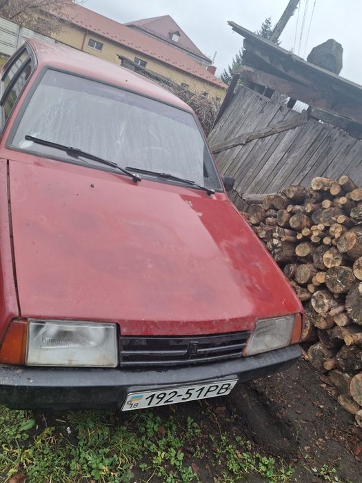 Продаю ваз2199 в хорошому стані 1994 рік
