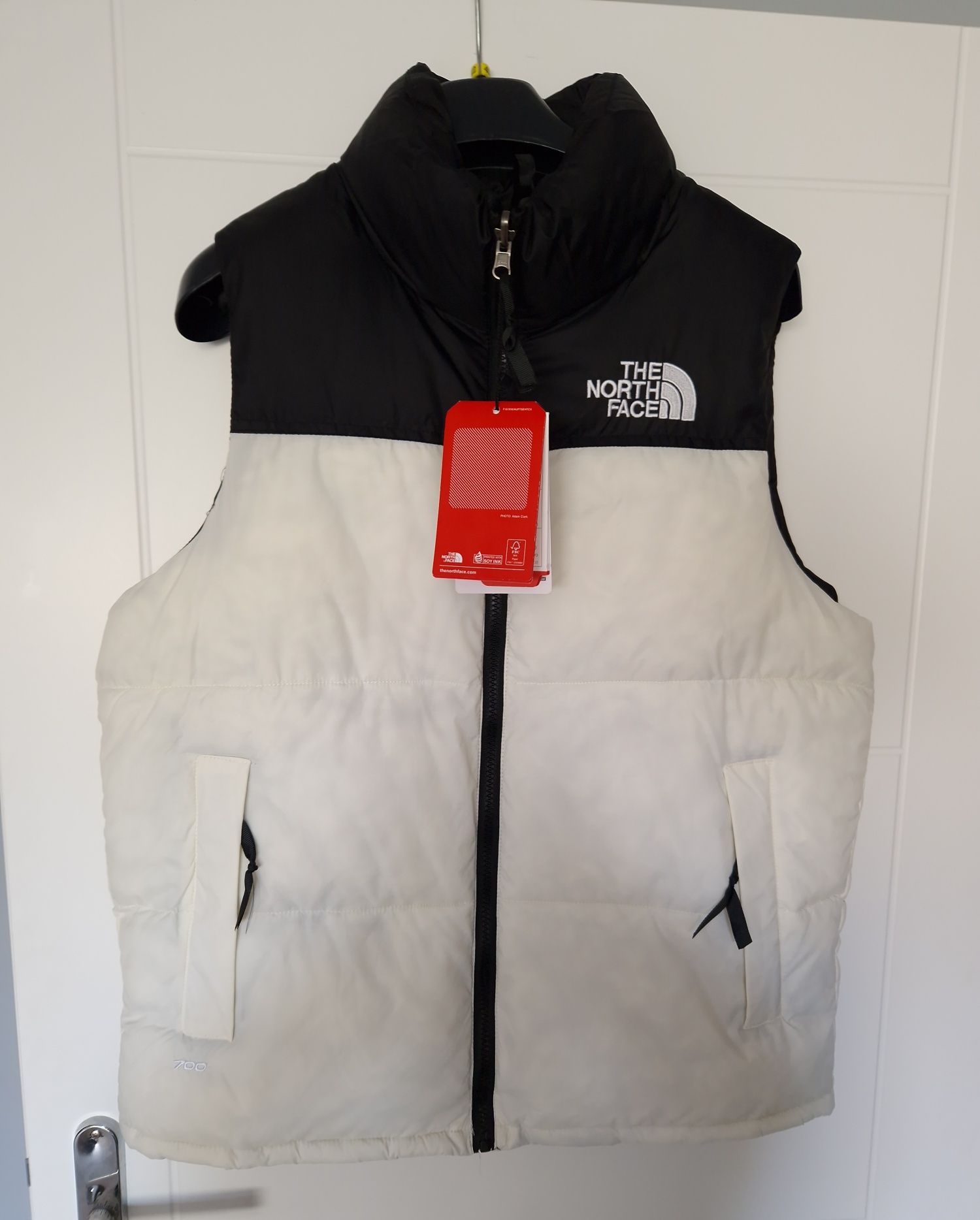 The North Face_TNF bezrękawnik męski Nupse 700 wiosna lato perełka