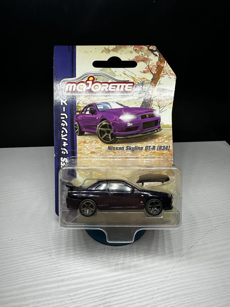 Majorette CHASE Nissan Skyline Gtr r34