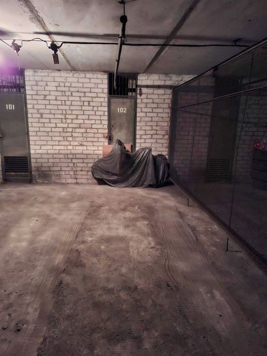 Продам гараж на Північному