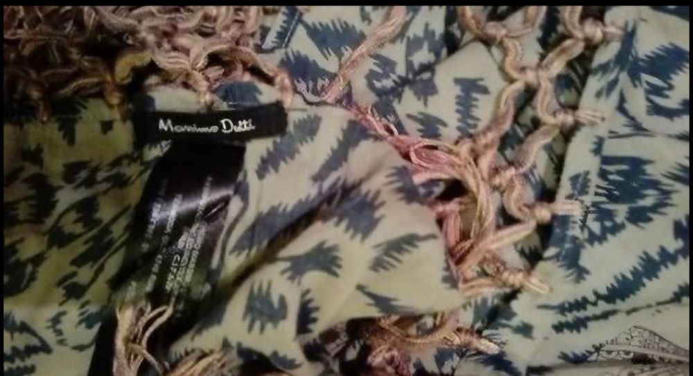 Lenço / Xaile Massimo Dutti