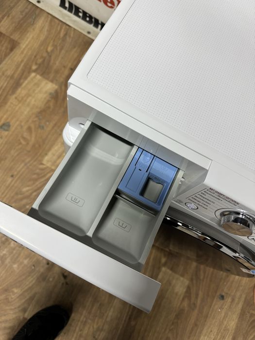 LG 10.5/7 пральна машина з функцією сушки. Wifi , пар.