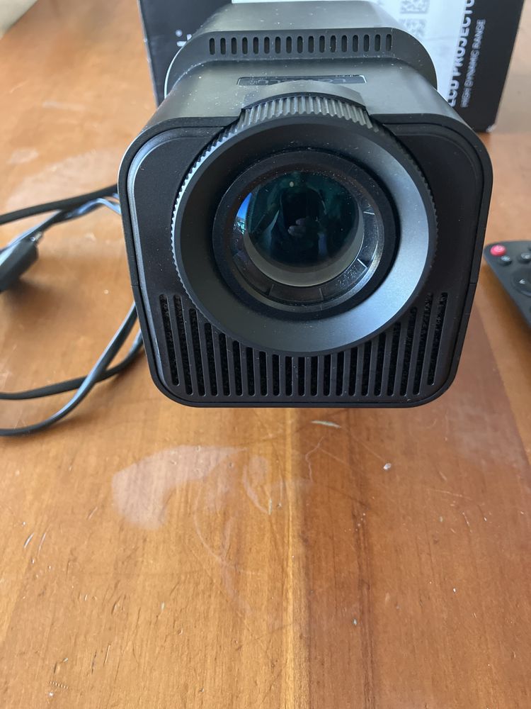 Projector LQWELL